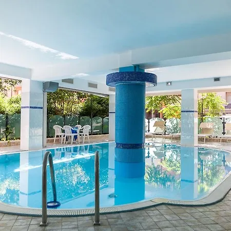 Gabbiano Hotel 3*