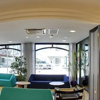 Hotel Gabbiano 3*