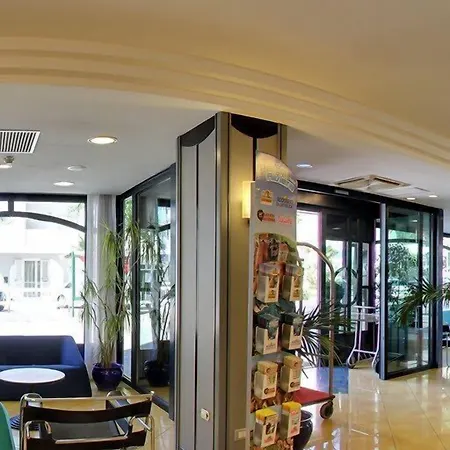 Gabbiano 3* カットーリカ