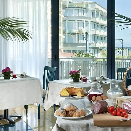 Hotel Gabbiano 3*